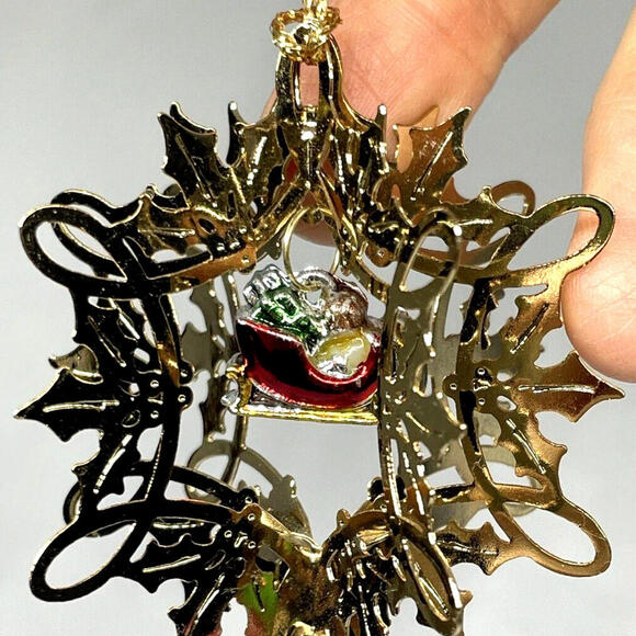 Brass Icicle Star Christmas Ornament with Pendant LOT of 4 Vintage - Picture 5 of 6